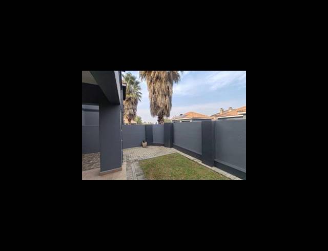 3 BEDROOM DUPLEX RENTED IN HELDERWYK